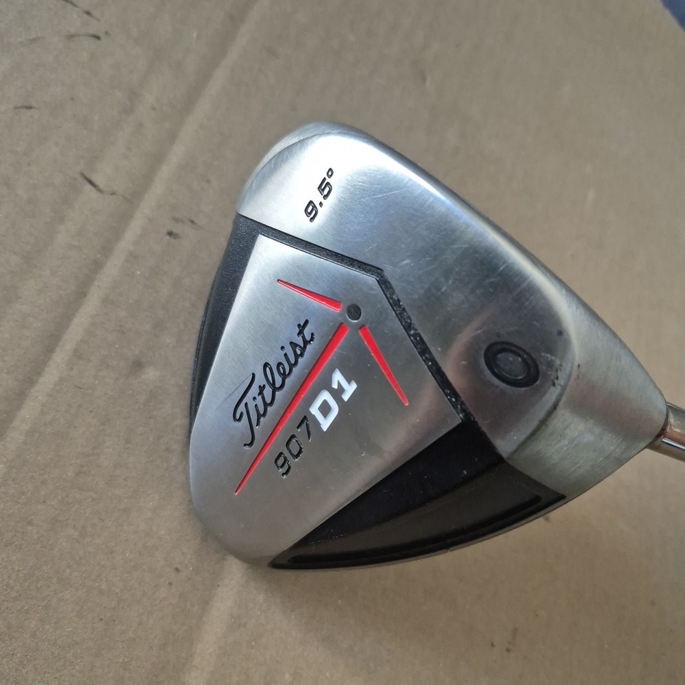 Titleist 907 D1 Driver 10.5° Aldila Regular Flex RH Golf Club